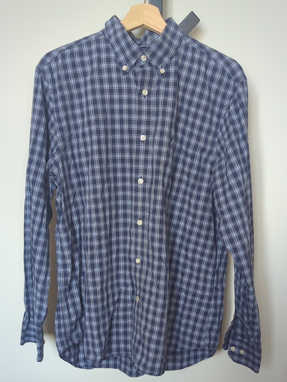Nautica Men's Navy and White Plaid Button-Down Shirt Size L